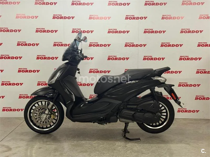 Piaggio Beverly 300 – Vista 6