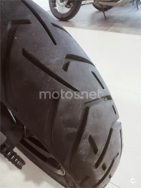 Triumph Tiger 800 XC – Vista 12