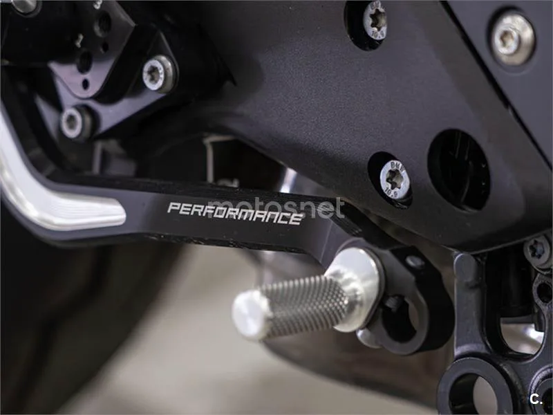 BMW R 1300 R – Vista 15