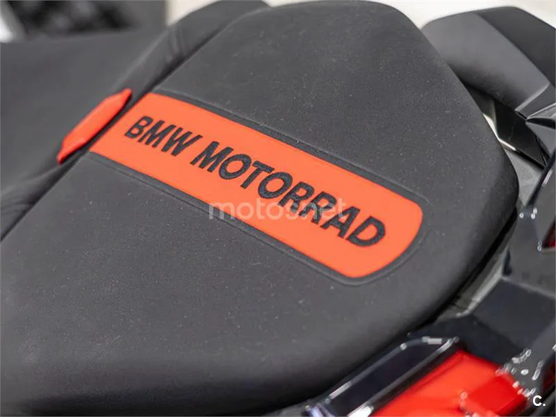 BMW R 1300 R – Vista 16