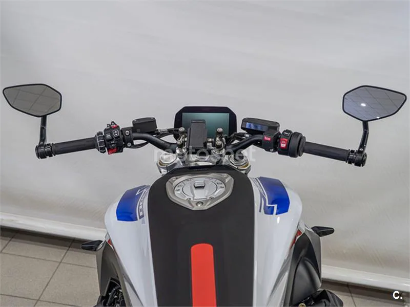 BMW R 1300 R – Vista 9