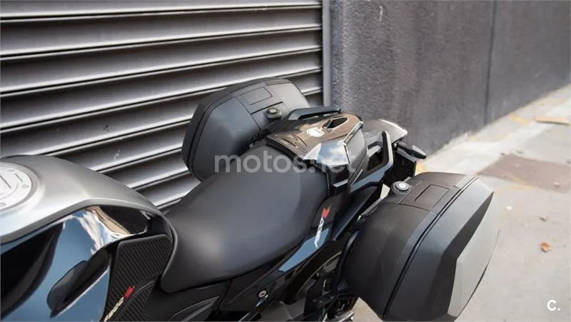 BMW F 900 R – Vista 21