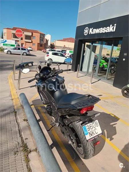 Kawasaki Versys 1100 – Vista 3