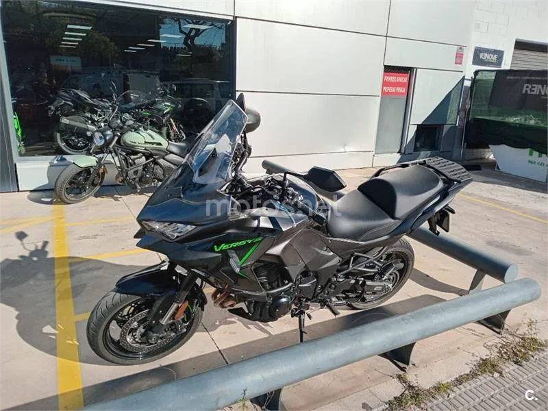 Kawasaki Versys 1100 – Vista 4