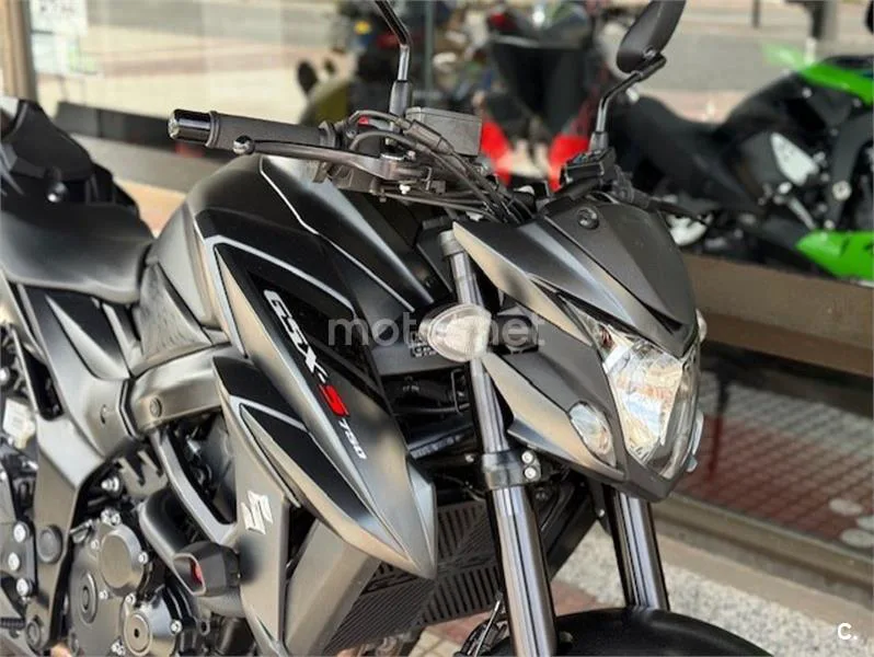 Suzuki GSX-S750 – Vista 3