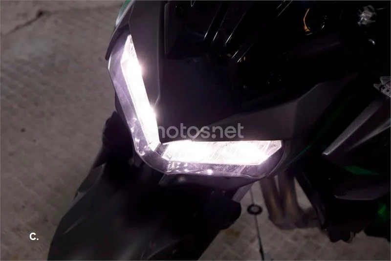 Kawasaki Z650 – Vista 11