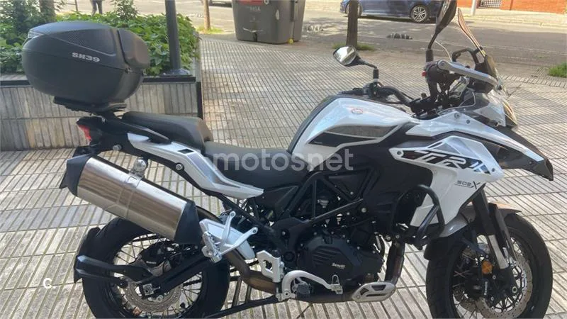 Benelli TRK 502 – Vista 4