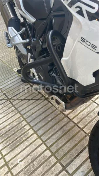 Benelli TRK 502 – Vista 5