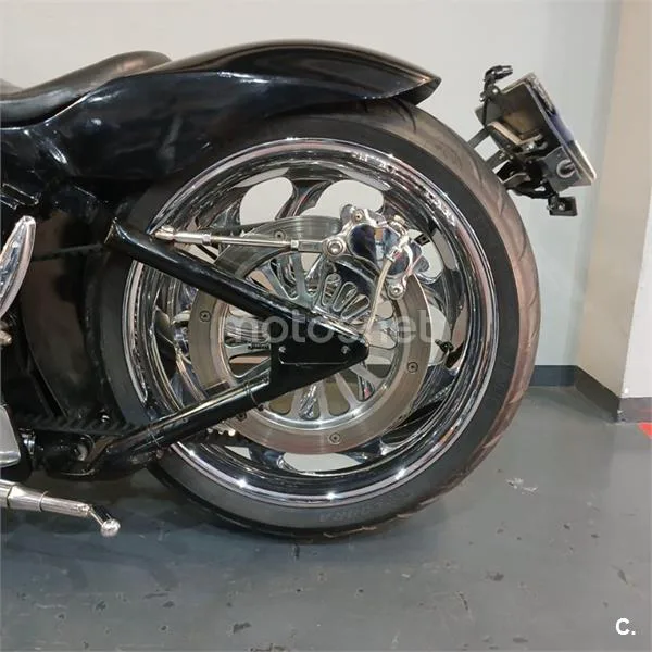 Harley-Davidson Dyna Wide Glide – Vista 12