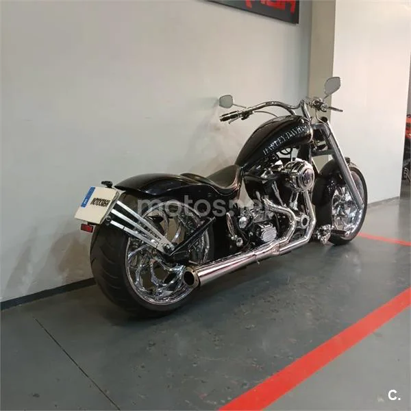 Harley-Davidson Dyna Wide Glide – Vista 3