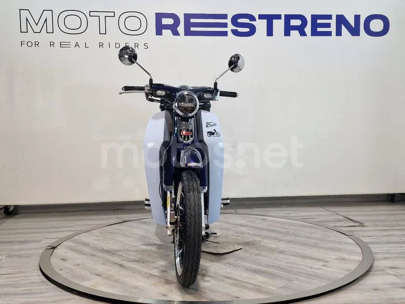 Honda Super Cub C125 – Vista 4