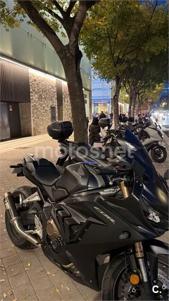 Honda CBR 650 R – Vista 9