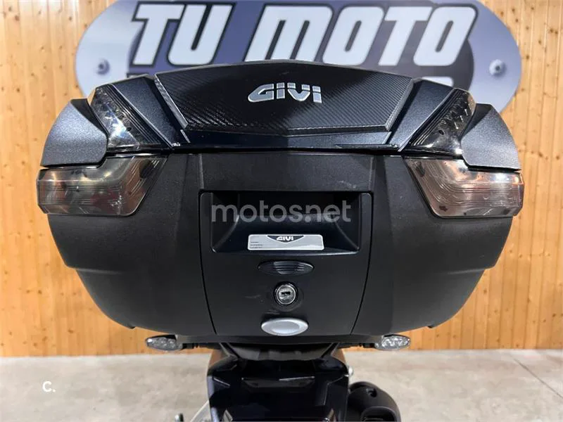 Triumph Tiger 900 – Vista 11