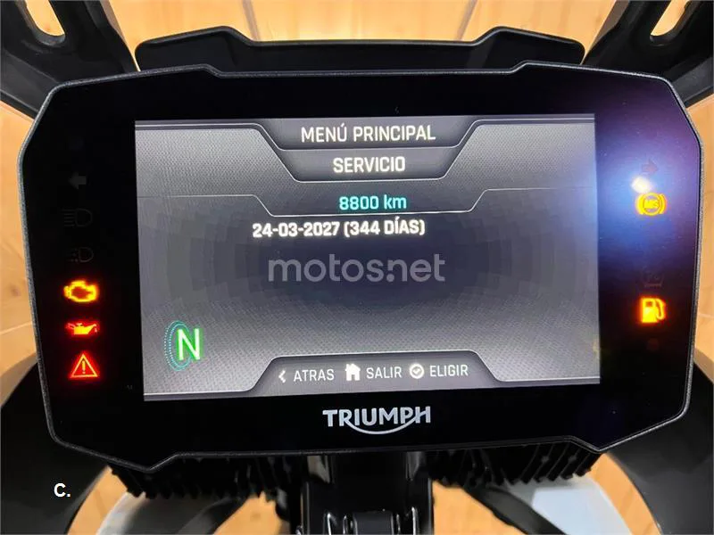 Triumph Tiger 900 – Vista 23