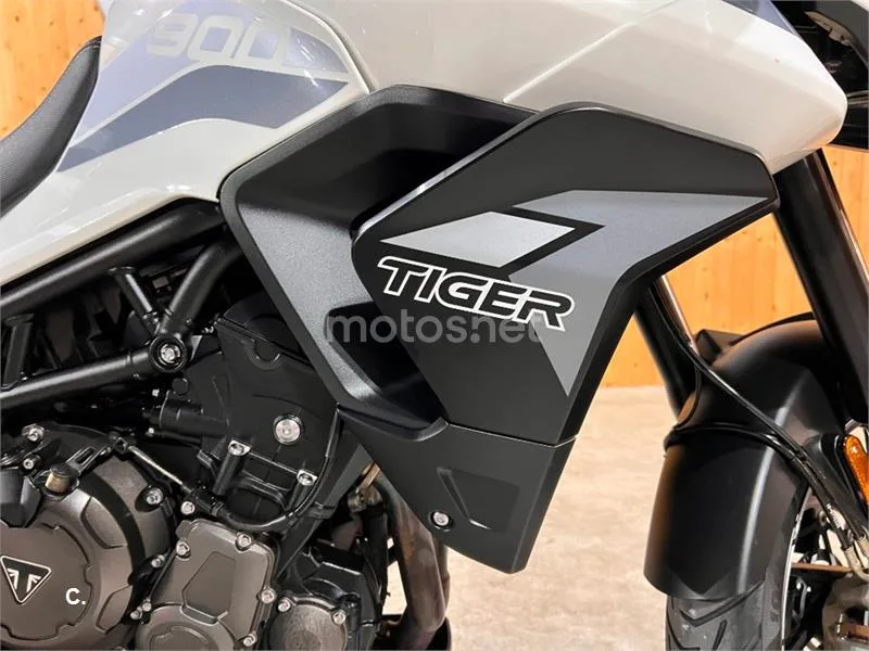 Triumph Tiger 900 – Vista 44