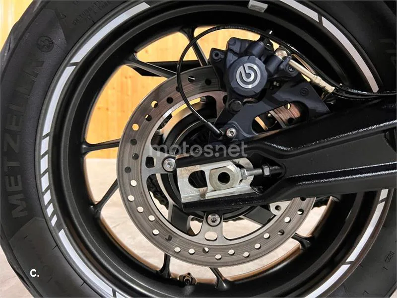 Triumph Tiger 900 – Vista 55
