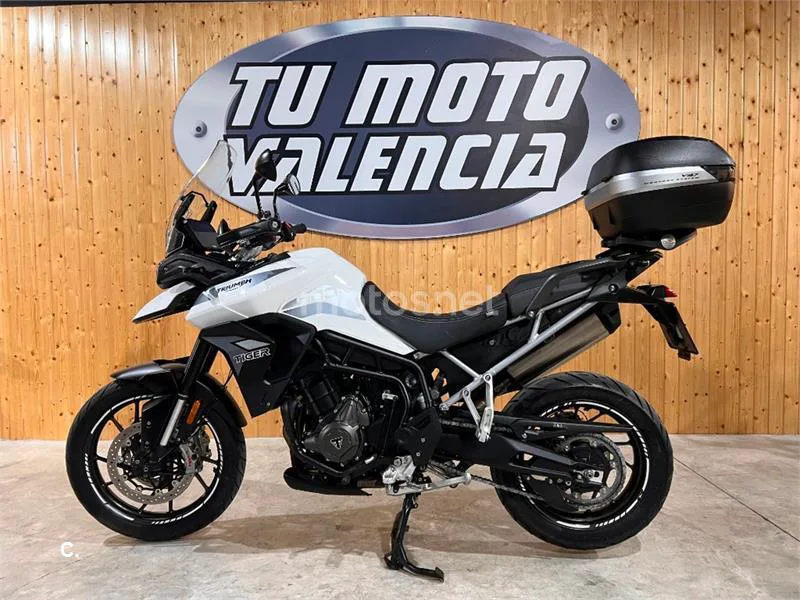 Triumph Tiger 900 – Vista 7