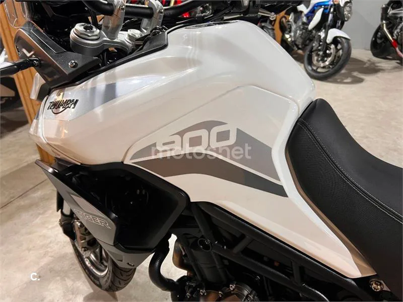 Triumph Tiger 900 – Vista 70