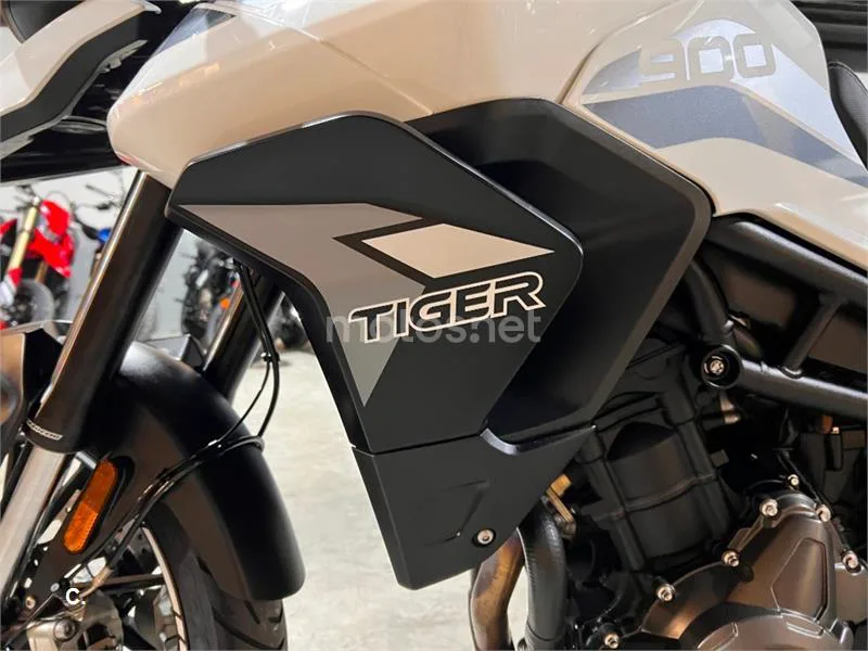 Triumph Tiger 900 – Vista 72