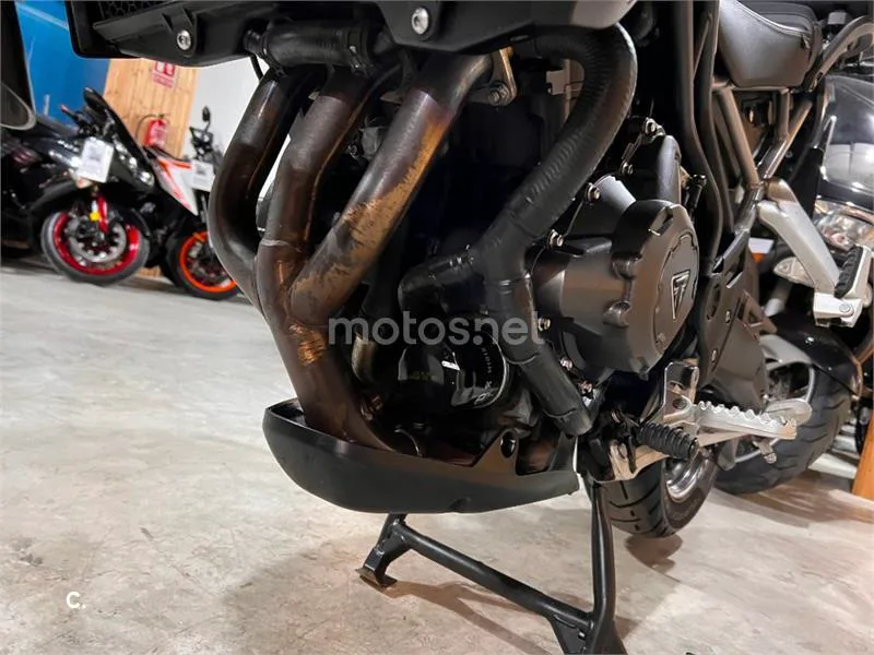 Triumph Tiger 900 – Vista 80