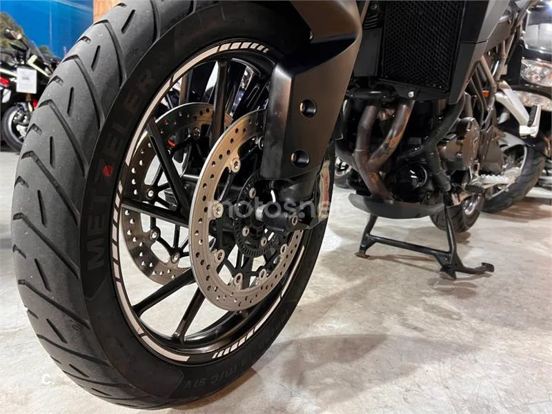 Triumph Tiger 900 – Vista 84