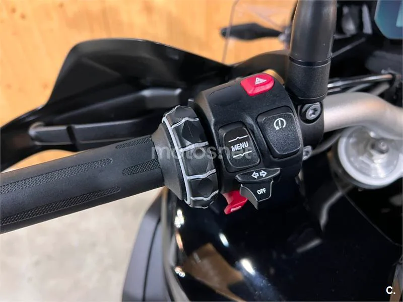 BMW F 900 GS – Vista 18