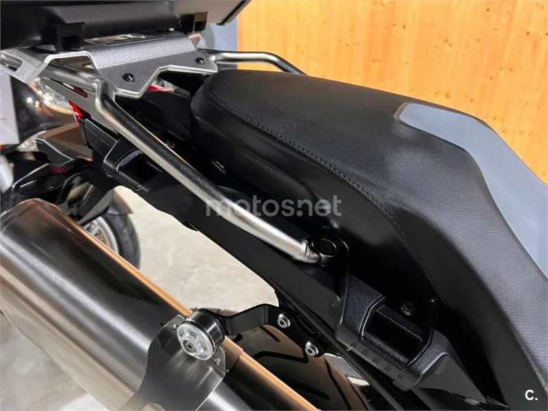 BMW F 900 GS – Vista 50