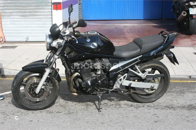 Suzuki Bandit 650 – Vista 4