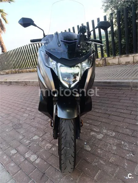 Honda Integra 750 S – Vista 3