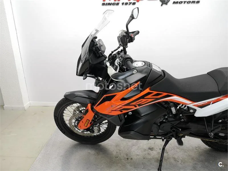 KTM 790 – Vista 22
