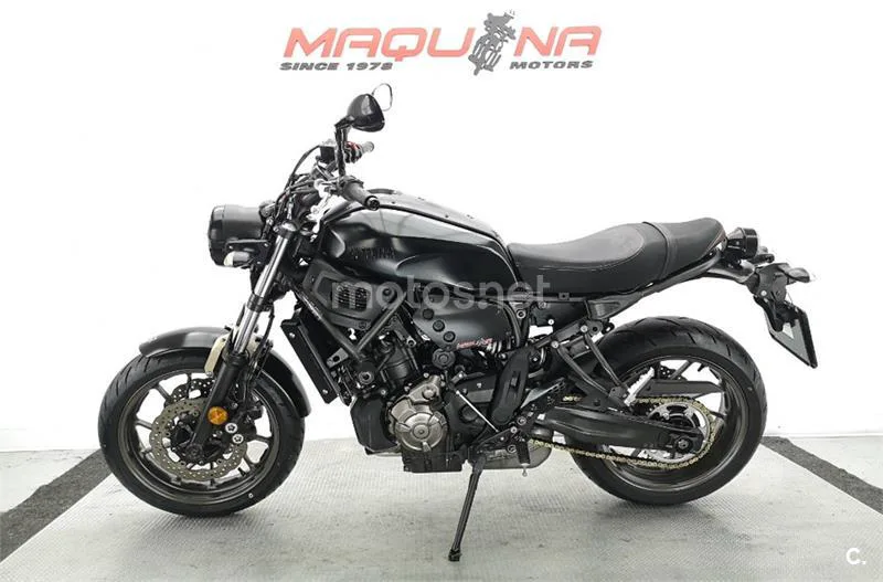 Yamaha XSR 700 – Vista 14