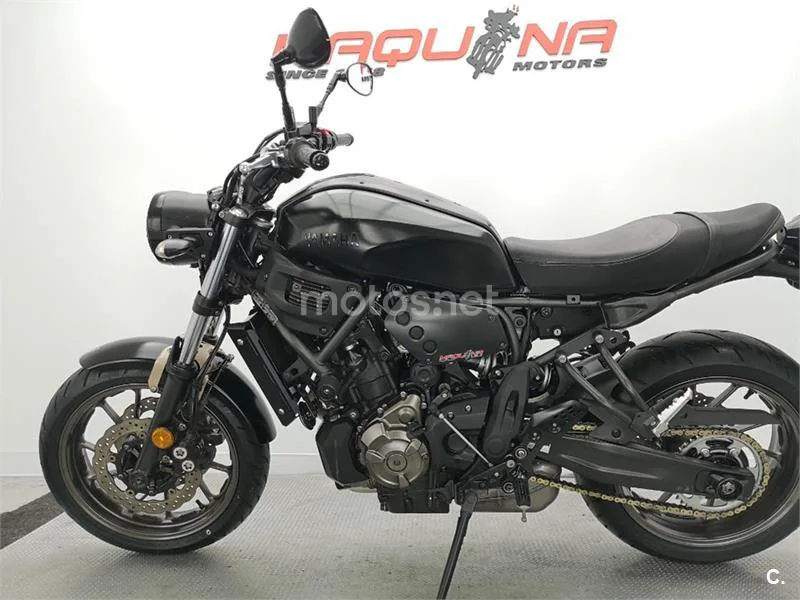 Yamaha XSR 700 – Vista 19