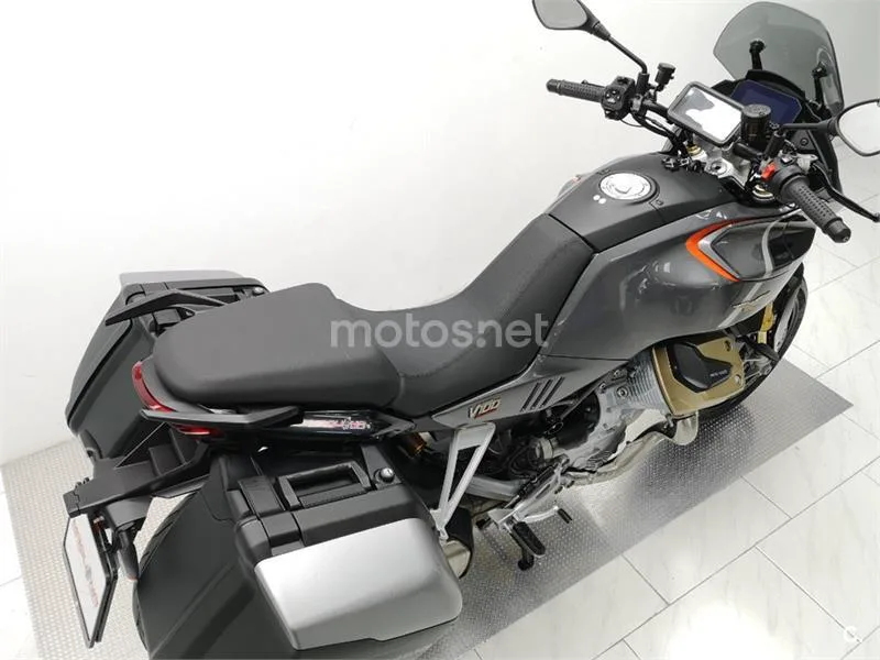 Moto Guzzi V100 Mandello – Vista 4