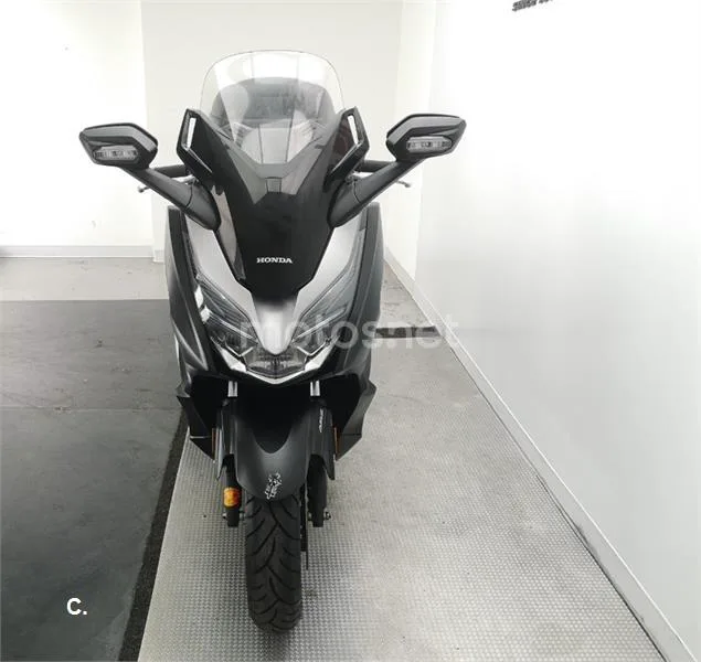 Honda Forza – Vista 3