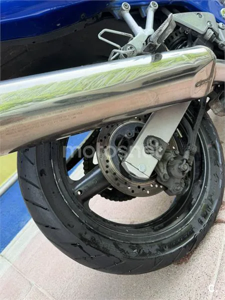 Suzuki Bandit 600 – Vista 12
