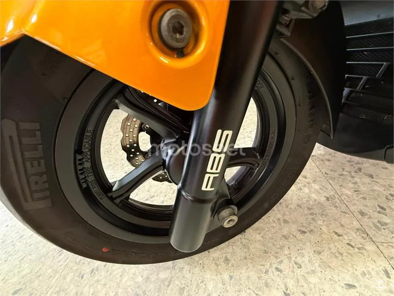 Kymco Grand Dink 300 – Vista 15
