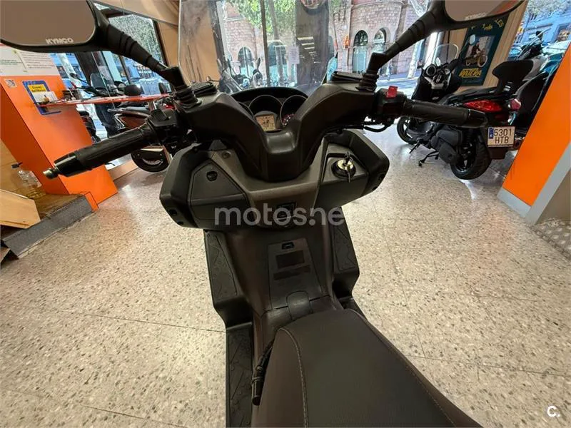 Kymco Grand Dink 300 – Vista 20