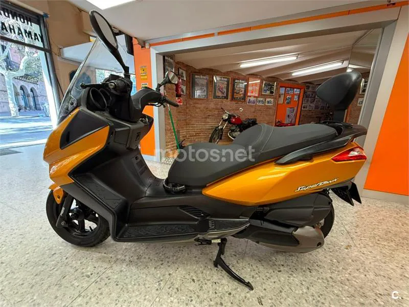 Kymco Grand Dink 300 – Vista 10