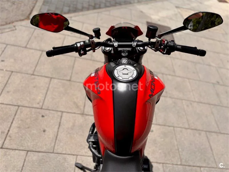 Ducati Monster – Vista 13