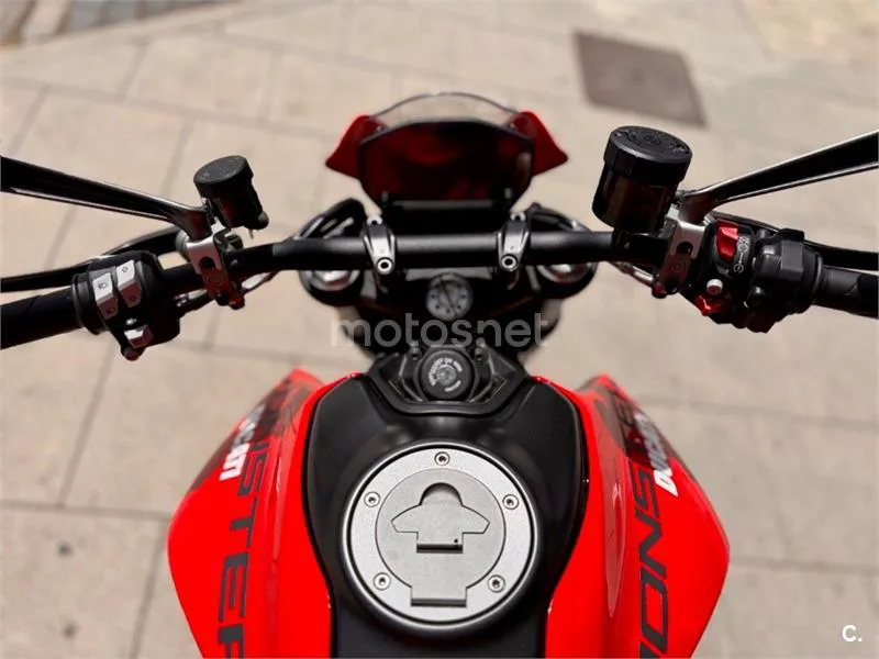 Ducati Monster – Vista 16