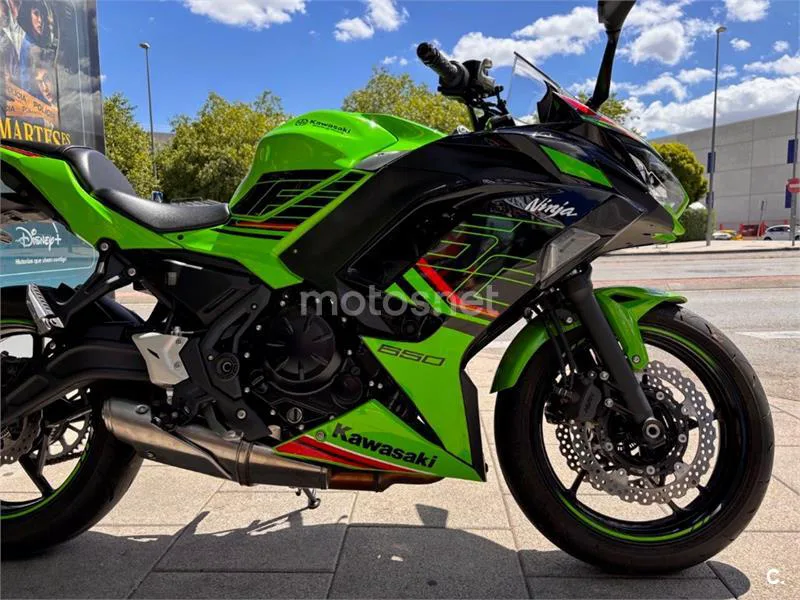 Kawasaki Ninja 650 – Vista 7
