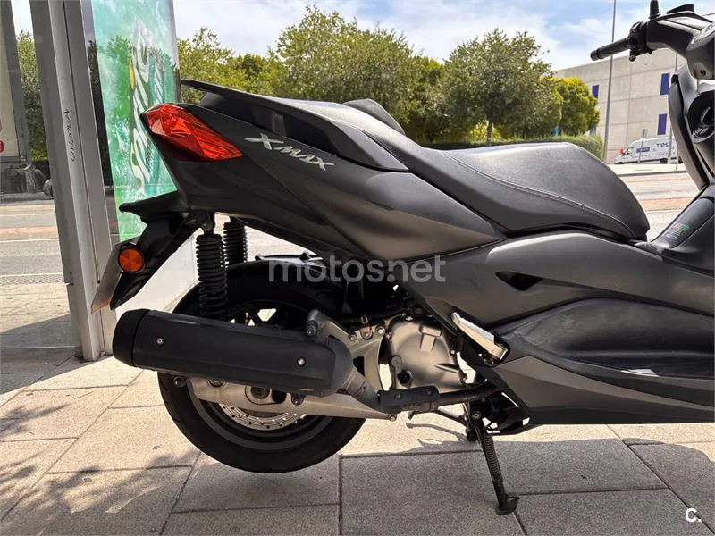 Yamaha XMAX 125 - Vista 8