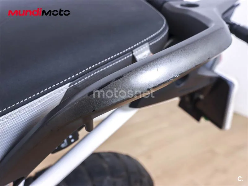 Triumph Tiger 900 – Vista 20