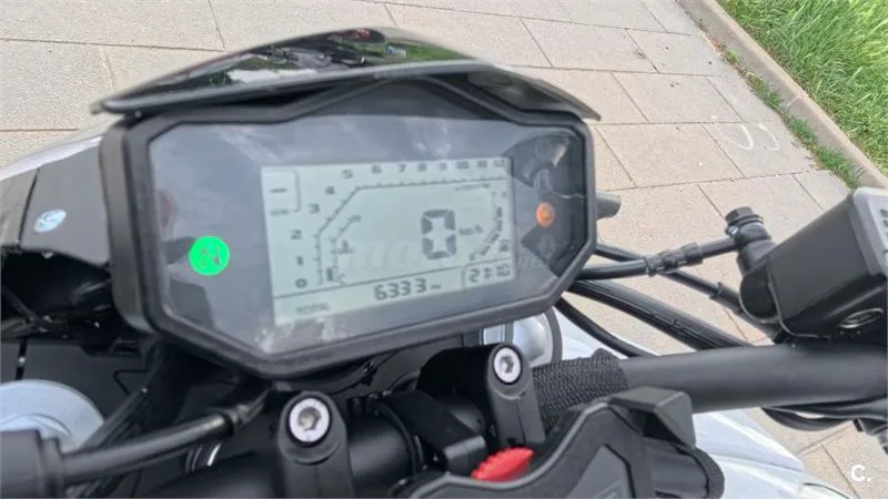 Keeway RKF 125 - Vista 3