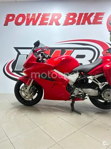 Honda VFR 800 – Vista 5