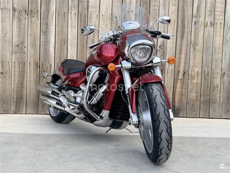 Suzuki Intruder M1800R – Vista 13