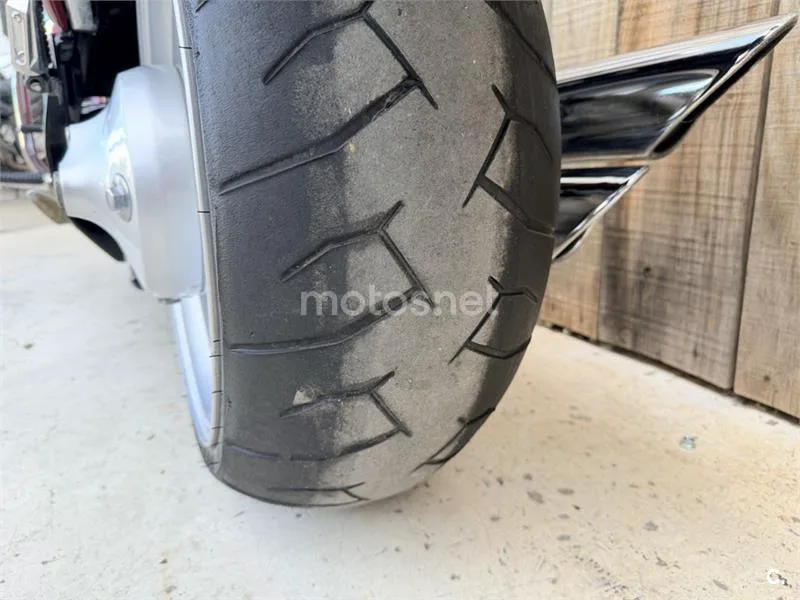 Suzuki Intruder M1800R – Vista 10