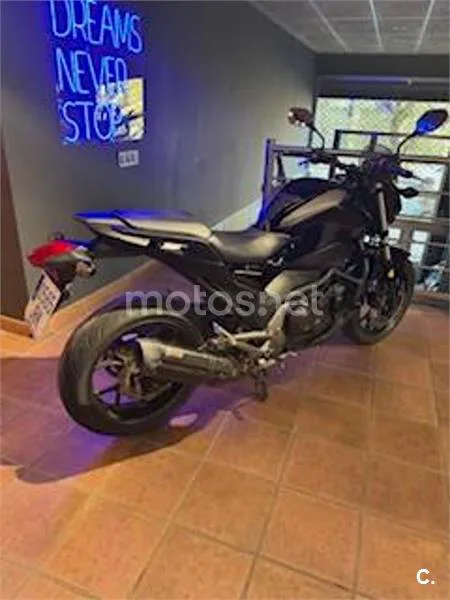 Honda NC 750 S – Vista 9