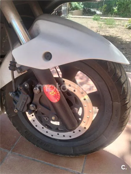 Kymco Yager GT 125 – Vista 3