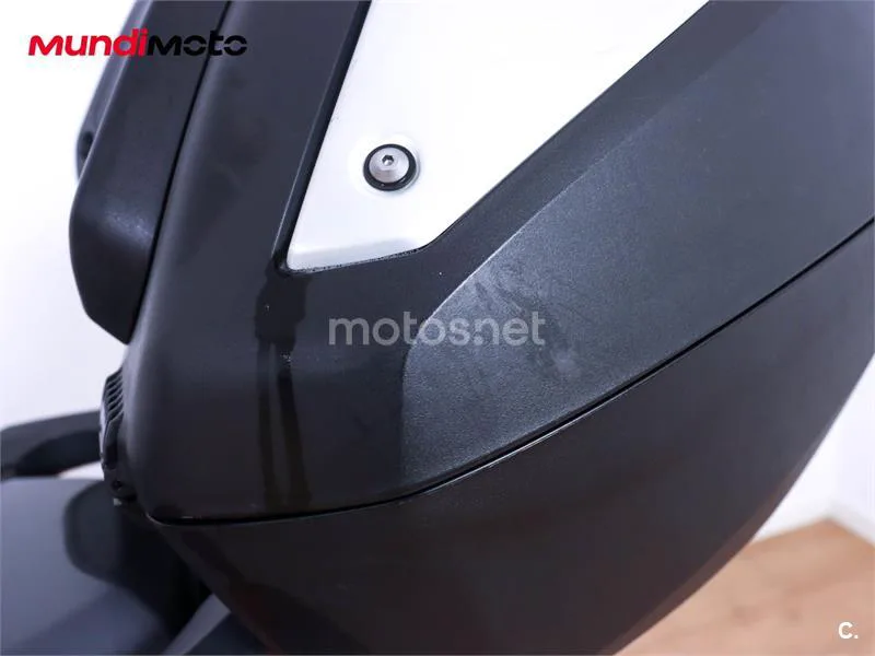 Honda ADV 350 – Vista 15